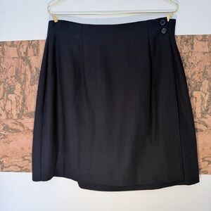 15% Linen Talbots Classic Pleated Black Mini Skirt 😍 Adorable!